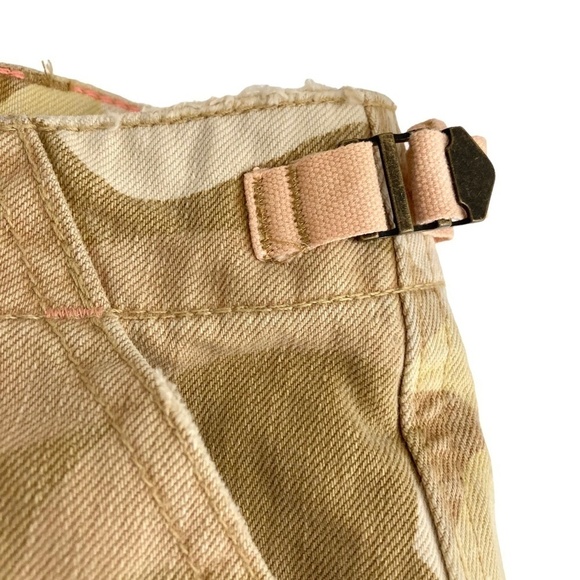 WE THE FREE Free People Commando Yellow Camo Denim Cargo Utility Frayed Shorts - Picture 7 of 9